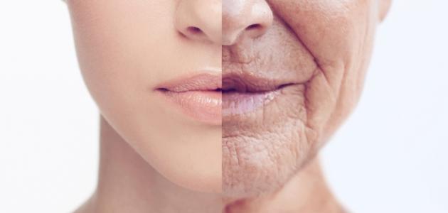 صورة جديد علامات تقدم السن عند المرأة