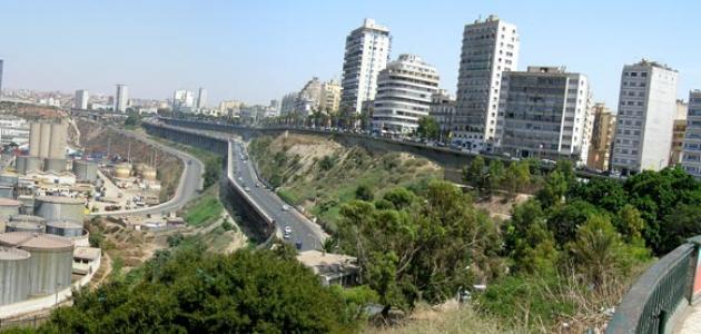 صورة جديد مدينة وهران في الجزائر