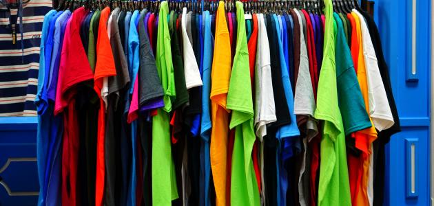 صورة جديد كيفية إزالة آثار مزيل العرق من الملابس