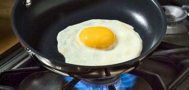 صورة كيف أقلي البيض