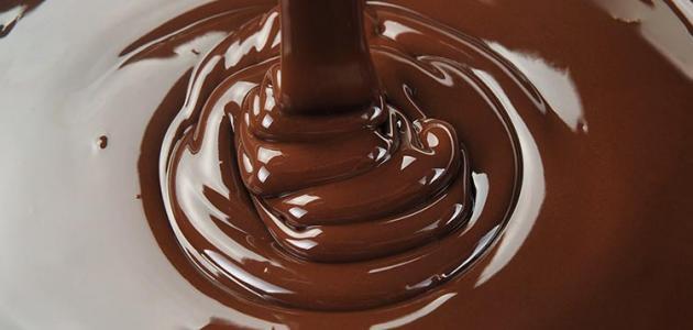 صورة أسهل طريقة لعمل صلصة الشوكولاتة