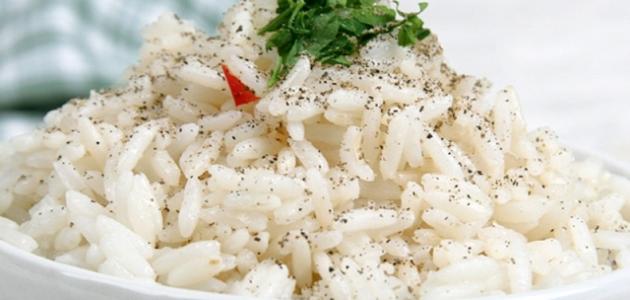 صورة طريقة عمل أرز أبيض مفلفل