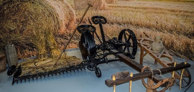 أدوات الزراعة قديماً وحديثاً
