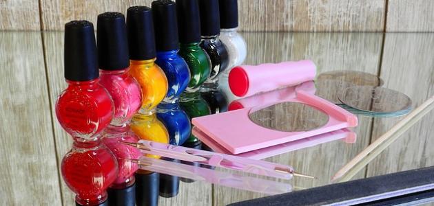 أدوات العناية بالأظافر أدوات العناية بالأظافر