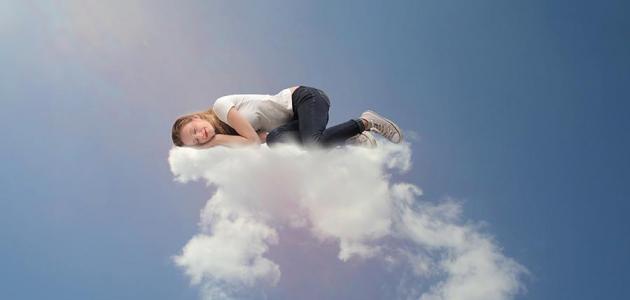 أسباب النوم الكثير