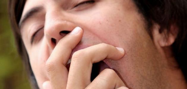 أسباب كثرة التثاؤب وعلاجه أسباب كثرة التثاؤب وعلاجه