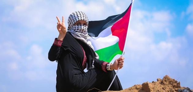 أشعار محمود درويش عن الوطن