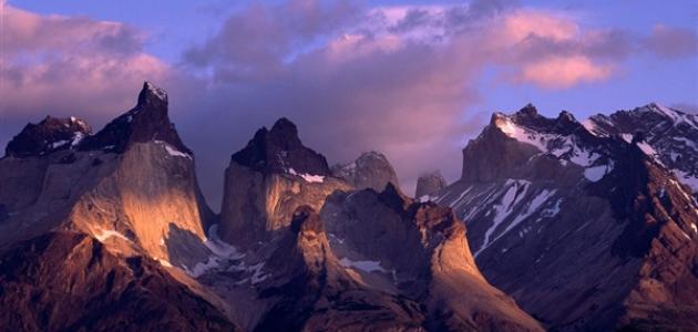 أطول سلسلة جبال في السعودية أطول سلسلة جبال في السعودية