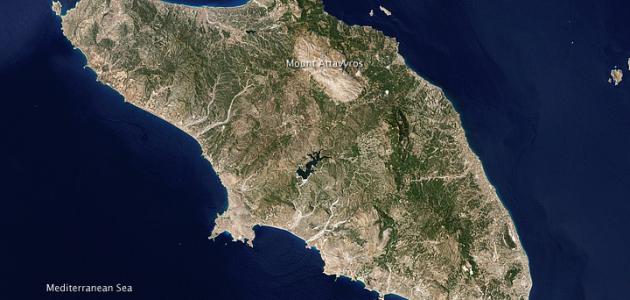 أين تقع اليونان