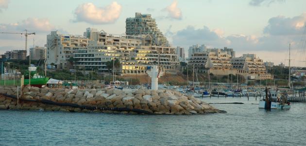 أين تقع عسقلان