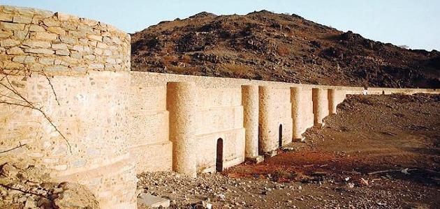 أين تقع عين زبيدة أين تقع عين زبيدة