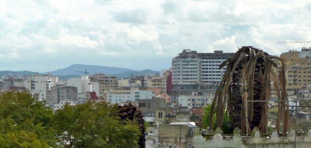 أين تقع مدينة طنجة