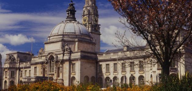 أين تقع مدينة ويلز