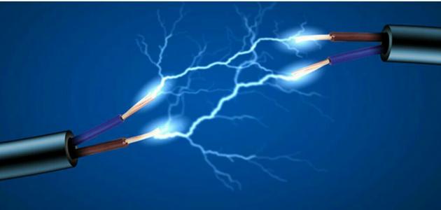 القوة الكهربائية