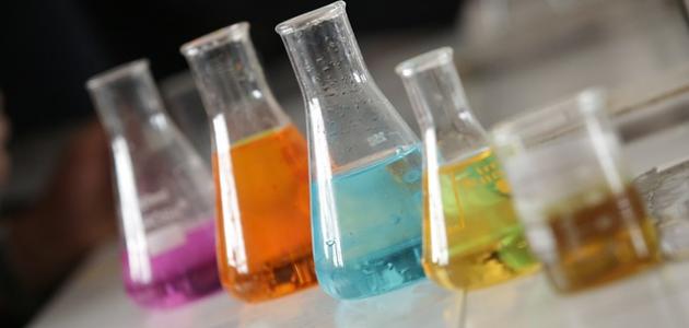 بحث حول العناصر والمركبات بحث حول العناصر والمركبات