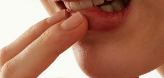 حركات لا إرادية لها معاني نفسية حركات لا إرادية لها معاني نفسية