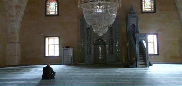 حكم الصلاة قبل انتهاء الآذان حكم الصلاة قبل انتهاء الآذان