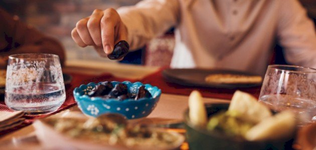 حكم من أفطر في رمضان بعذر ولم يقض حكم من أفطر في رمضان بعذر ولم يقض