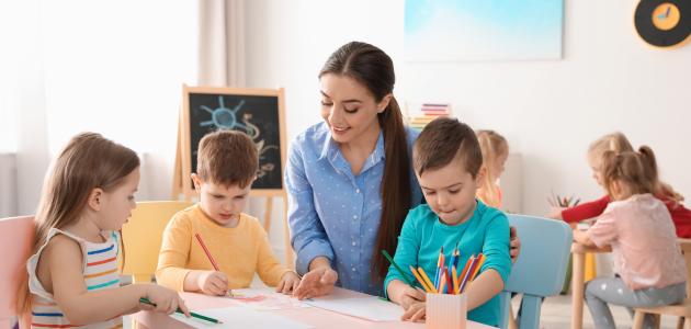 خصائص معلمة رياض الأطفال خصائص معلمة رياض الأطفال