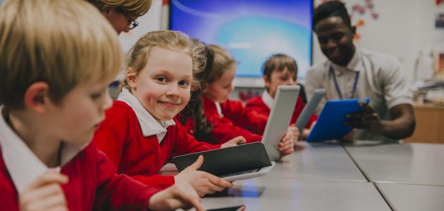 خطوات تطوير المنهج خطوات تطوير المنهج