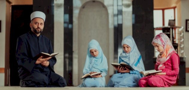 شرح سبب نزول سورة الممتحنة للأطفال شرح سبب نزول سورة الممتحنة للأطفال