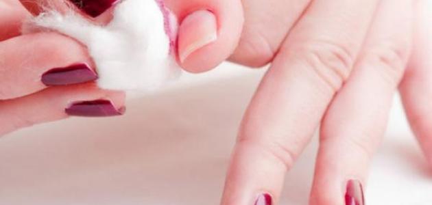 طرق إزالة طلاء الأظافر