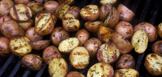 طريقة شوي البطاطا طريقة شوي البطاطا