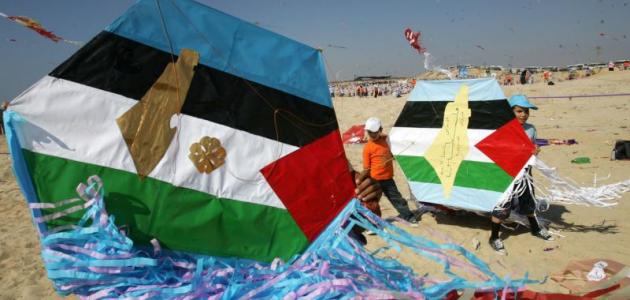 طريقة صنع الطائرة الورقية طريقة صنع الطائرة الورقية