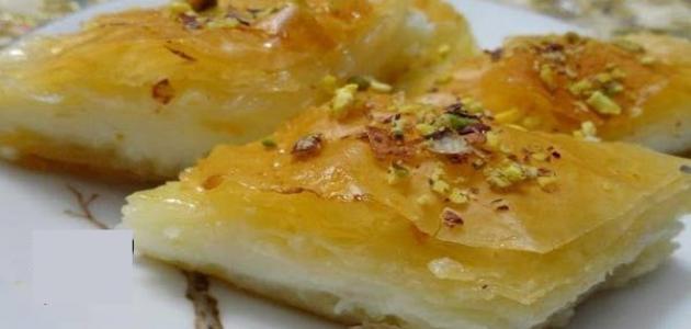 طريقة عمل الجلاش الحلو بالمهلبية طريقة عمل الجلاش الحلو بالمهلبية