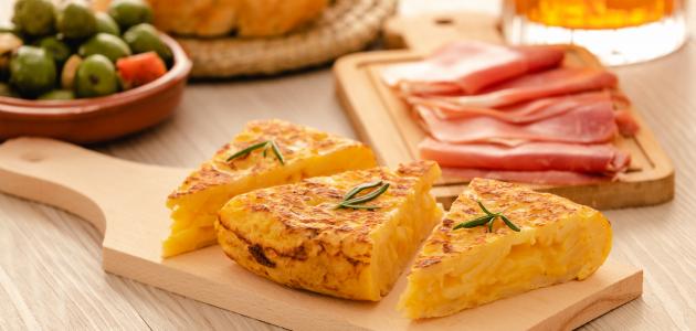 طريقة عمل العجة بالبطاطا والبيض طريقة عمل العجة بالبطاطا والبيض