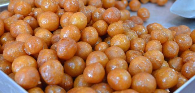 طريقة عمل اللقيمات الخليجية طريقة عمل اللقيمات الخليجية