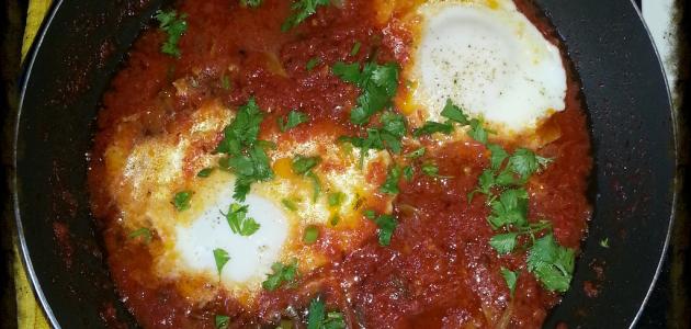 طريقة عمل بيض وطماطم