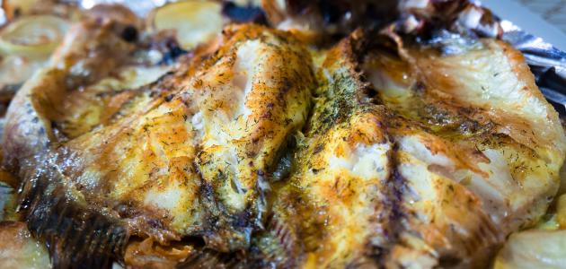 طريقة عمل سمك دفتر بالفرن طريقة عمل سمك دفتر بالفرن