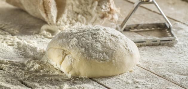 طريقة عمل عجينة هشة وطرية طريقة عمل عجينة هشة وطرية