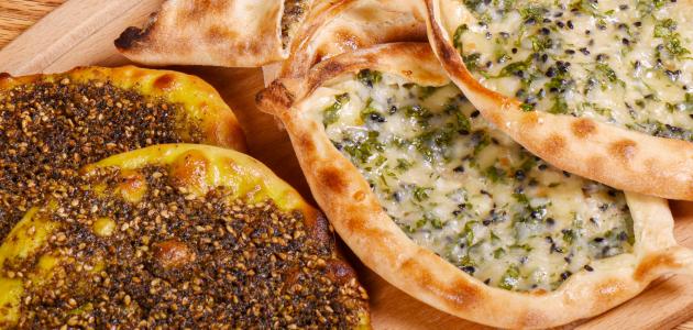 طريقة عمل فطائر الزعتر طريقة عمل فطائر الزعتر