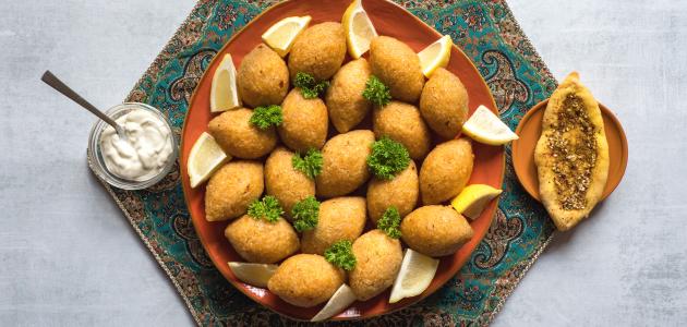 طريقة عمل كبة البرغل المسلوق طريقة عمل كبة البرغل المسلوق