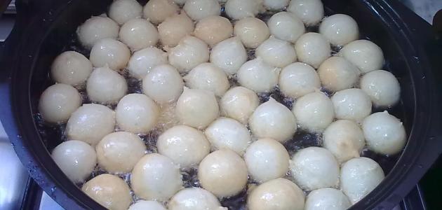 طريقة قلي اللقيمات طريقة قلي اللقيمات