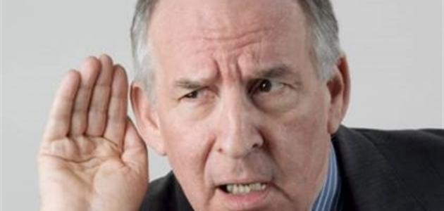 علاج ضعف السمع عند كبار السن