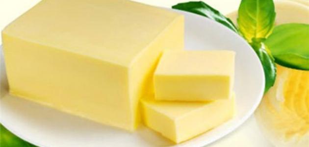 فوائد الزبدة للبشرة فوائد الزبدة للبشرة