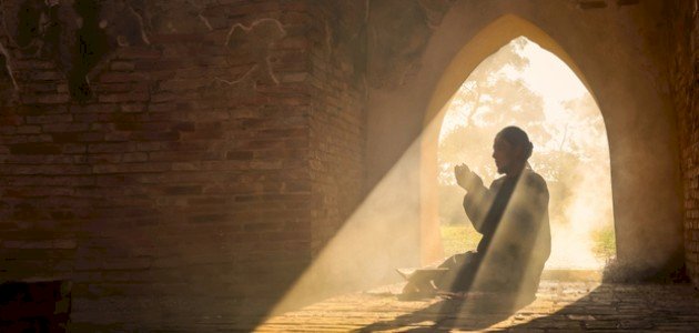 قصة طلحة بن عبيدالله قصة طلحة بن عبيدالله