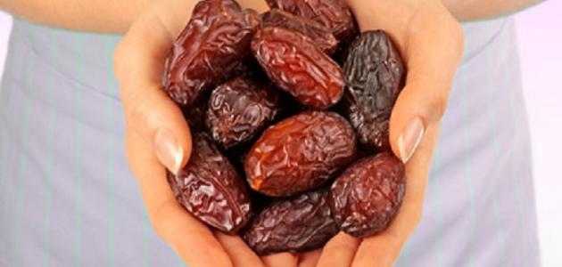 كم سعراً حرارياً في التمر كم سعراً حرارياً في التمر
