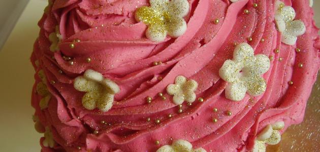 كيفية صنع كريمة الزبدة كيفية صنع كريمة الزبدة