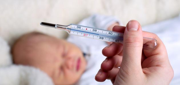 كيفية قياس درجة الحرارة تحت الإبط كيفية قياس درجة الحرارة تحت الإبط