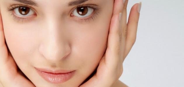 كيف أجعل بشرتي لامعة