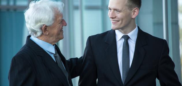 كيف أجعل مديري يحبني كيف أجعل مديري يحبني