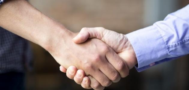 كيف تتخلص من رعشة اليدين كيف تتخلص من رعشة اليدين