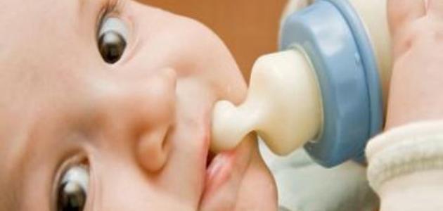 كيف تنظمين وجبات طفلك الرضيع كيف تنظمين وجبات طفلك الرضيع