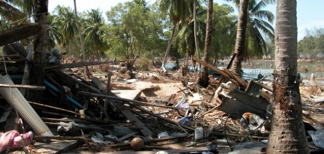 كيف حدثت التسونامي كيف حدثت التسونامي