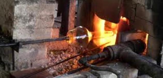 كيف يصنع الزجاج من الرمل كيف يصنع الزجاج من الرمل