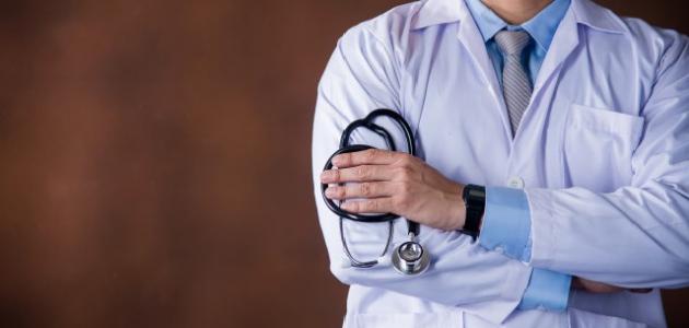 لماذا يكون البراز أسود لماذا يكون البراز أسود